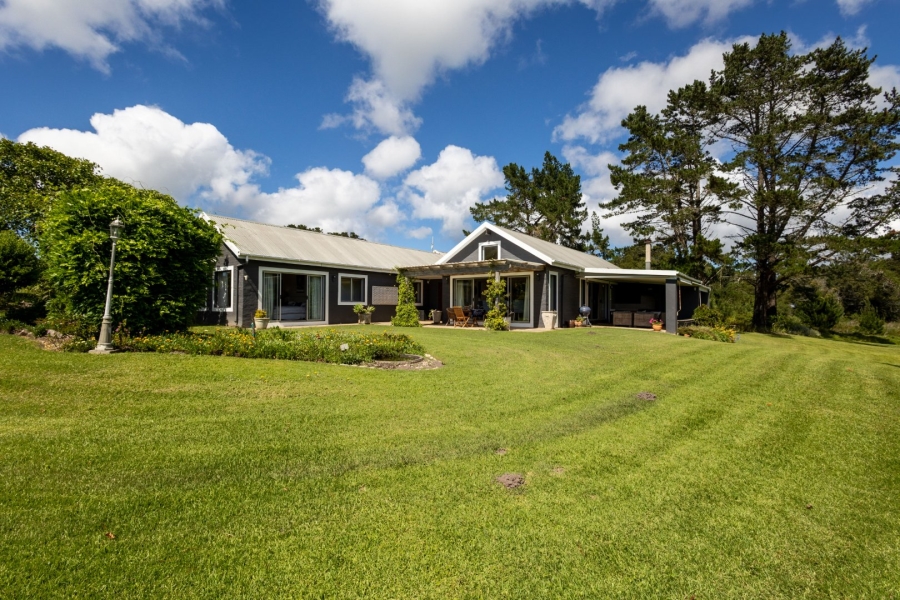 Commercial Property for Sale in Plettenberg Bay Rural Western Cape